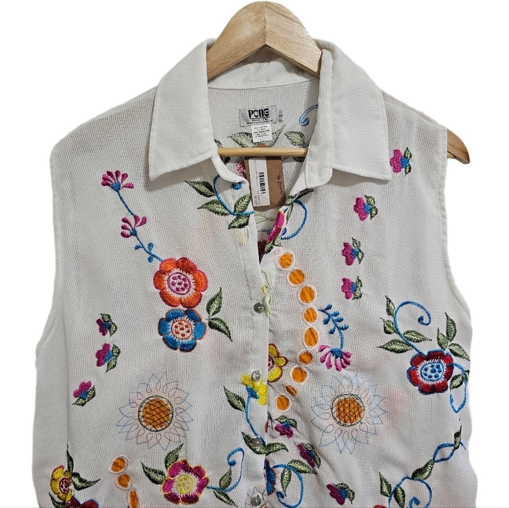 Boho White Cottagecore Embroidered Floral button tank top Large - Picture 2 of 14
